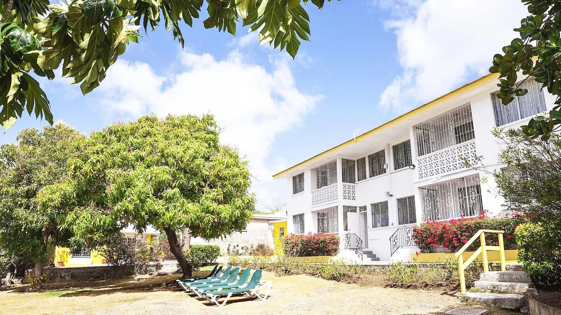 Adulo Apartments Bridgetown